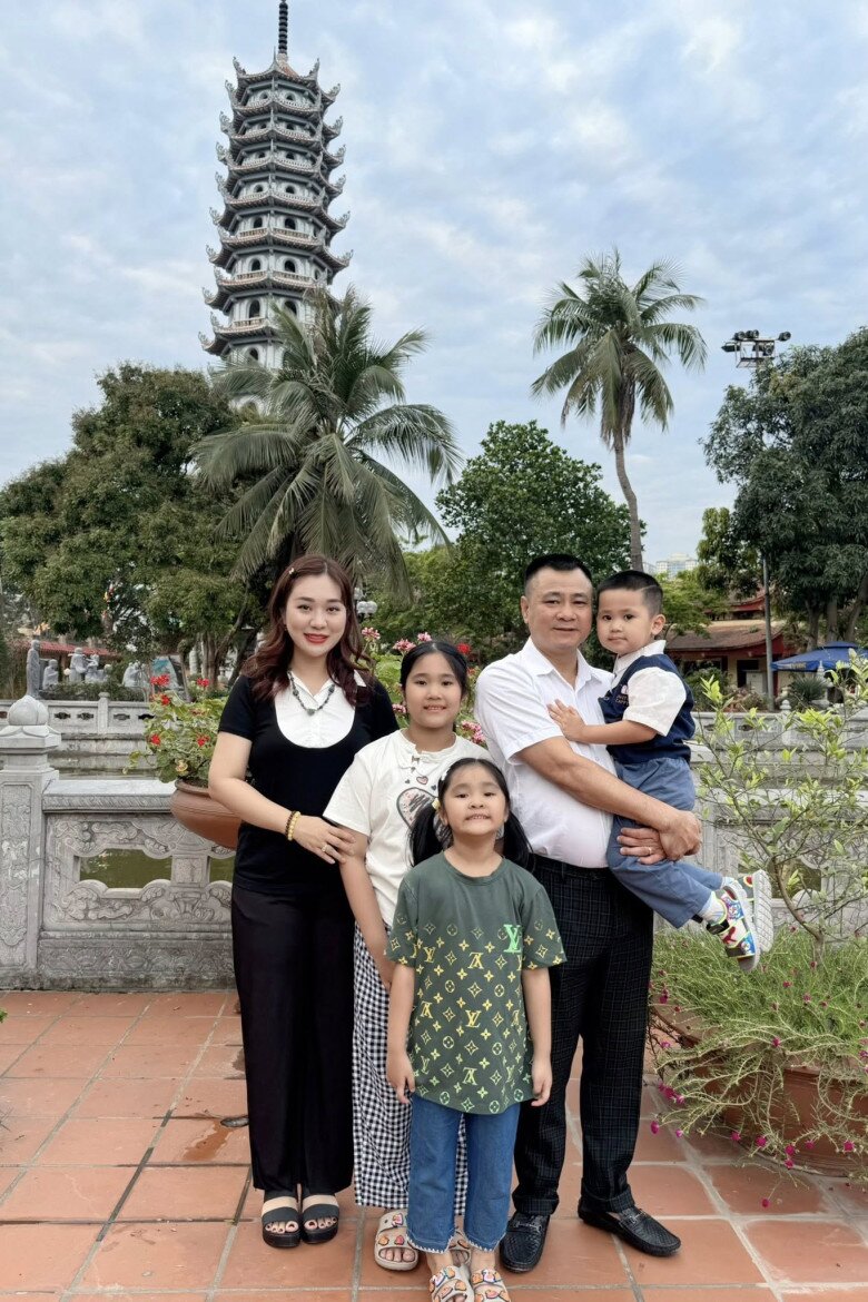 Đại tá là NSND mang học hàm Tiến sĩ nuôi 3 con cực khéo, không chọn trường quốc tế vẫn tốn học phí trăm triệu/năm - 8