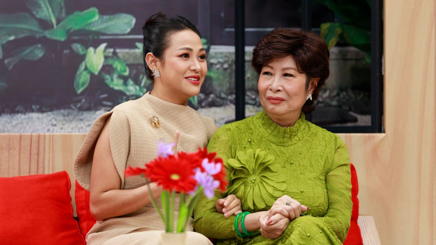 NSƯT chi 145 triệu bao trọn gói cho con dâu sinh nở, đứng ra hàn gắn khi 2 con suýt ly hôn - 7