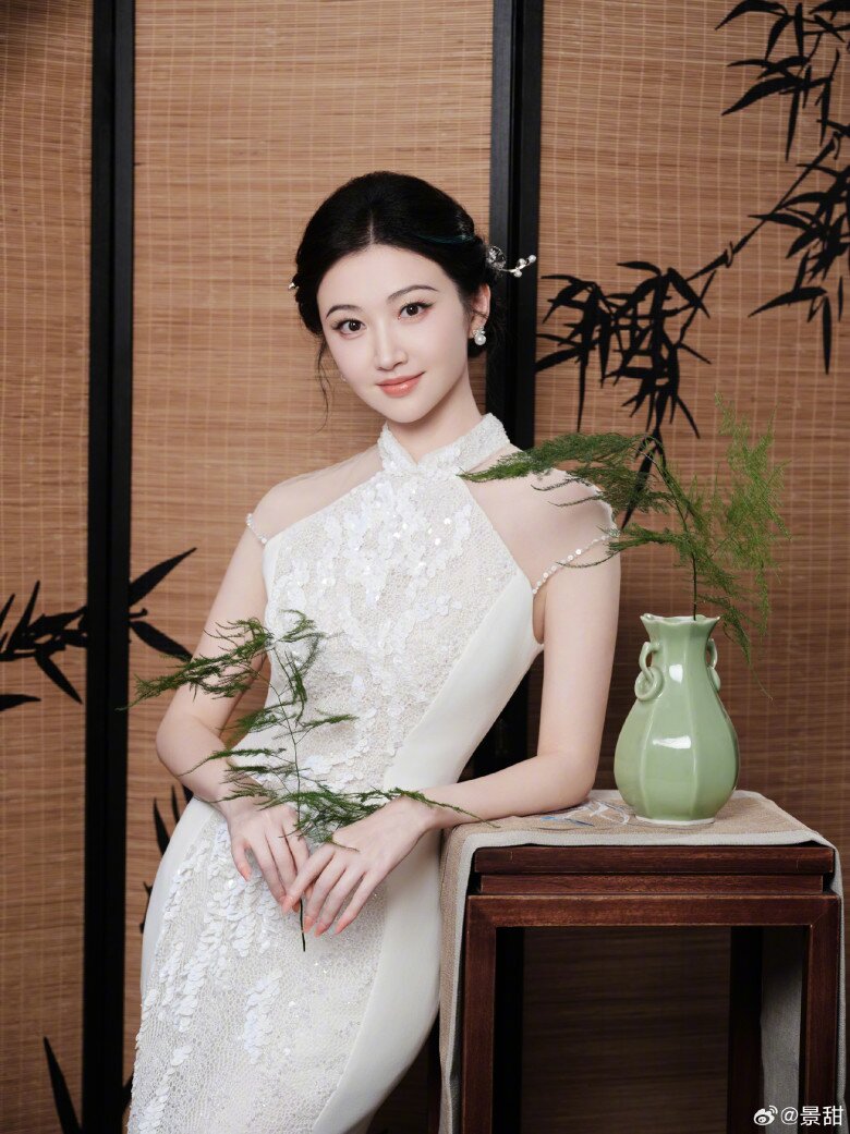 &#34;Đệ nhất mỹ nhân Bắc Kinh&#34; tuổi 37 vẫn chưa ai soán ngôi: Nói &#34;không&#34; với đường, &#34;chống già&#34; thần kỳ bằng 15 phút mỗi tối - 4