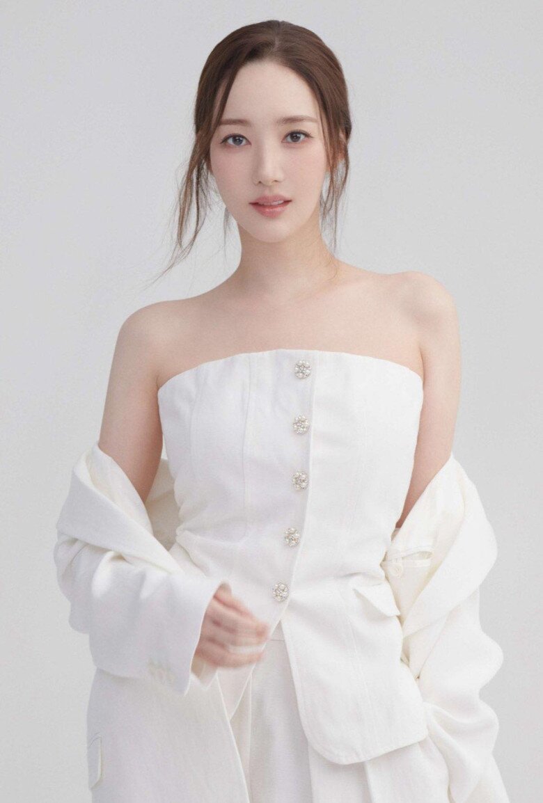 "Đệ nhất mỹ nhân dao kéo showbiz" giảm 10kg, da vẫn căng bóng nhờ loại quả tăng collagen tự nhiên, chợ Việt Nam bán đầy  - 3