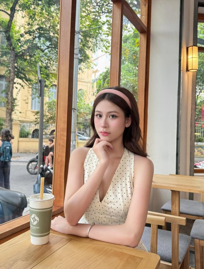 Hai mỹ nhân gây sốt trong lễ nạp tài của Đỗ Hà: Nhan sắc xinh như Hoa hậu, chăm mặc hở khoe dáng gợi cảm - 2