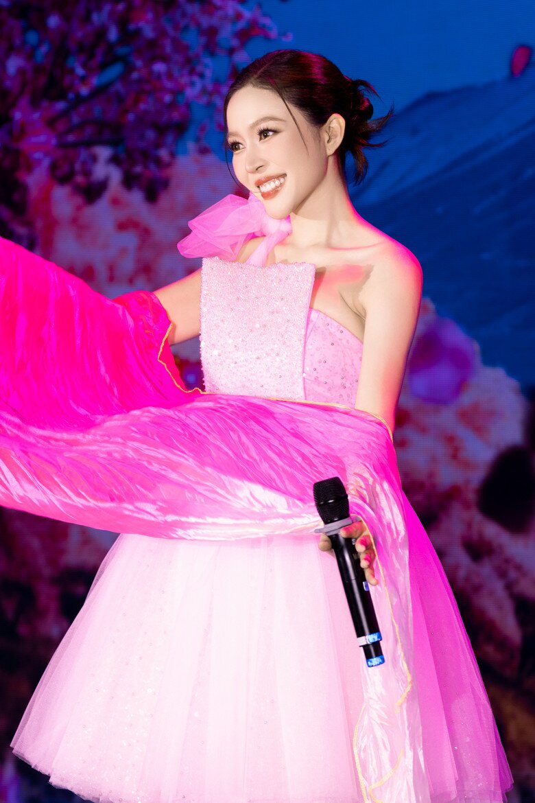 Hoa hậu Kiều Duy: "Tôi không áp lực thành tích của Hoa hậu Thanh Thủy mà muốn trở thành phiên bản tốt nhất của chính mình" - 4