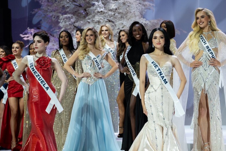 Hương Giang đang khiến cõi mạng "dậy sóng" tại Miss Universe, netizen gợi nhớ đến một nàng hậu quốc dân - 2