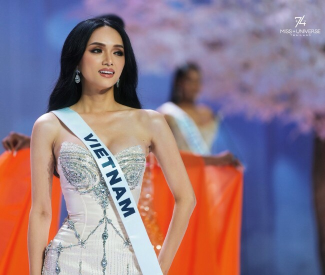 Kết quả gây sốc của Hương Giang tại Miss Universe - 1