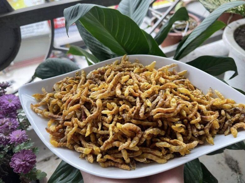 Lộc trời nhìn sợ khiếp vía hóa ra là "thần dược phòng the", thành đặc sản đắt đỏ nhất nhì Việt Nam, giá 3 triệu đồng/kg - 4