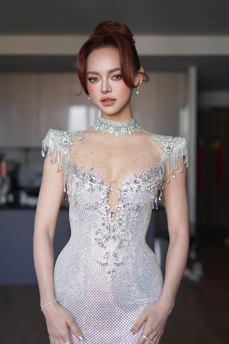 Mỹ nhân Việt mặc bikini khoe body "nóng phỏng tay": Thành tích nào tại Miss Charm 2025? - 3