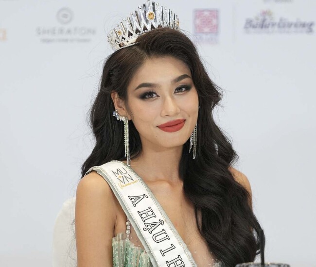 Mỹ nhân Việt mất suất thi Miss Universe diện nội y khoe body "khét lẹt", visual sau 3 năm đăng quang khiến netizen tiếc nuối  - 1