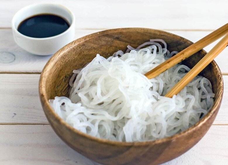 Mỹ nhân xinh như búp bê là nữ thần cổ trang thế hệ mới, chăm khoe đường cong đẹp chuẩn từng centimet nhờ nói &#34;không&#34; với cơm trắng  - 2