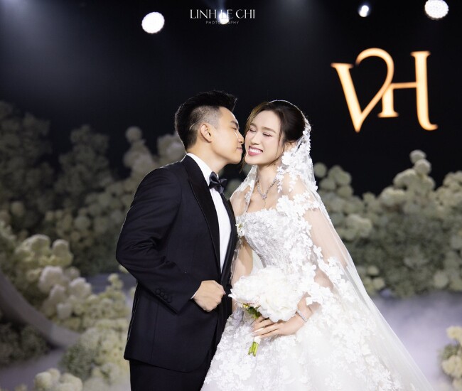 Nghe lời "xúi" của chồng thiếu gia, Hoa hậu Đỗ Hà thay đổi 1 điểm trên khuôn mặt khiến ai cũng bất ngờ  - 1