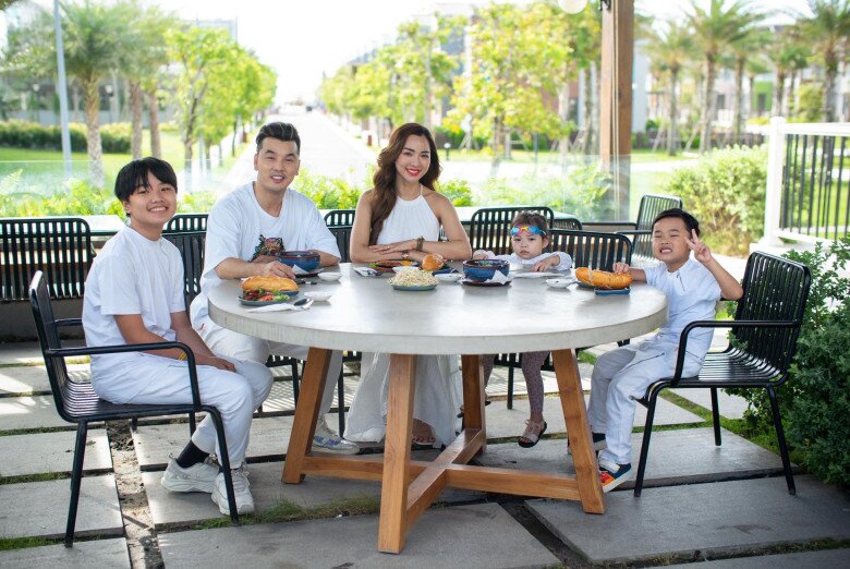 Sinh đàn con với chồng hơn 5 tuổi, mẹ đơn thân Cần Thơ khoe dáng xịn như thiếu nữ nhờ "trốn" làm việc này mỗi ngày - 7