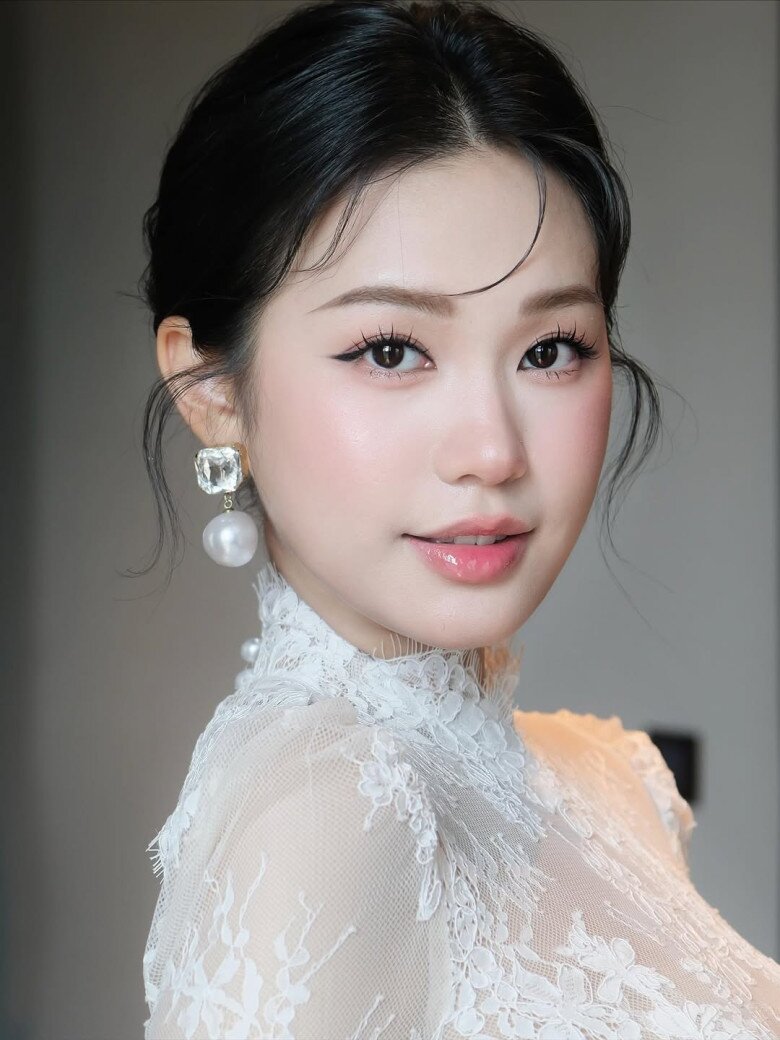 Tiểu thư Hà thành thi Hoa hậu lọt top 10 giờ là nàng WAGs Việt đình đám, sinh quý tử xong vẫn "đẹp mòn mắt" - 3